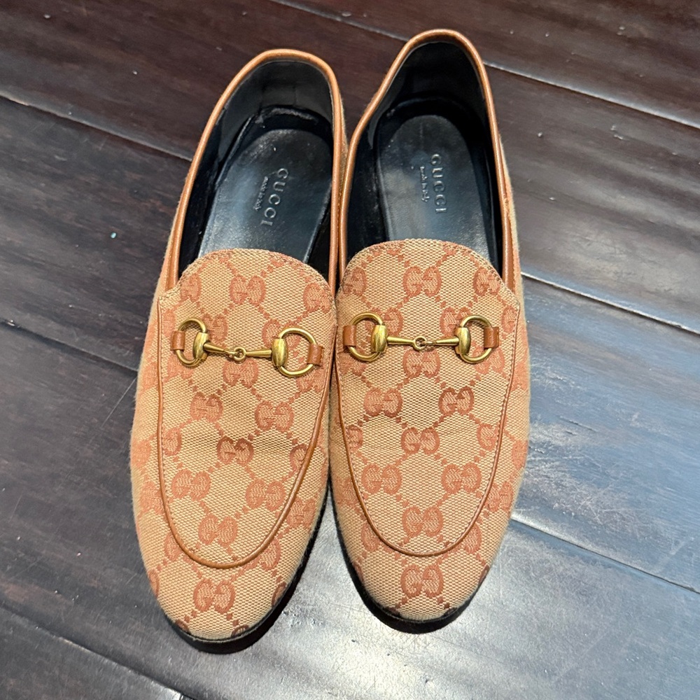 Gucci Jordaan GG Supreme Monogram Canvas Loafer Beige  EU 37 US 7